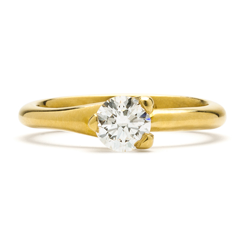 Eudaimonia Tri Engagement Ring in 18 K Yellow Gold
