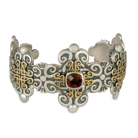 Shonifico Cuff Bracelet Large in Garnet