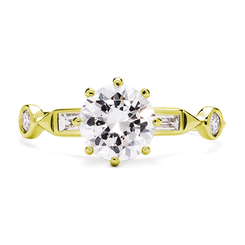 Bijou Engagement Ring in 18K Yellow Gold