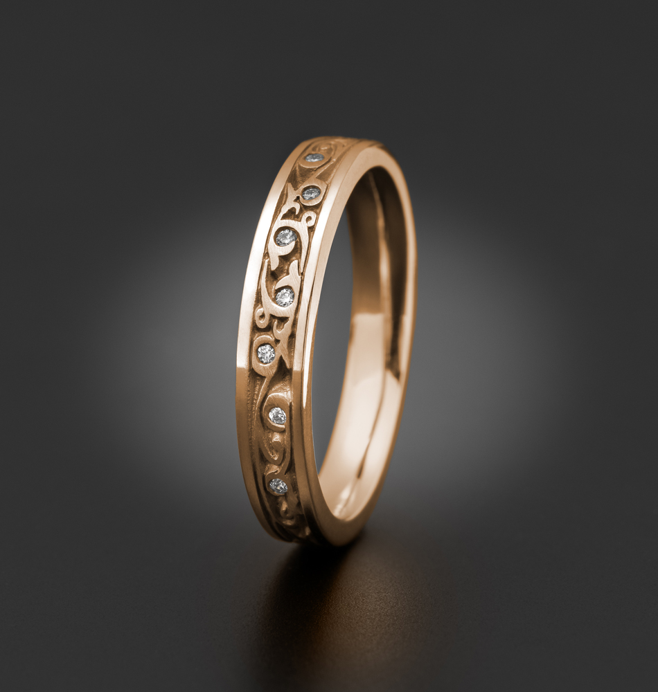 Extra Narrow Continuous Garden Gate Wedding Ring with Gems in 18K Rose Gold