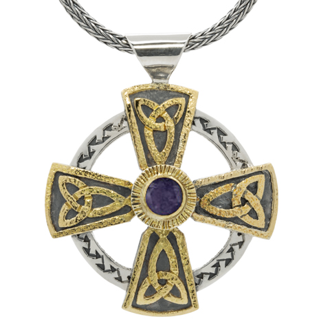 Grant's Cross in Iolite