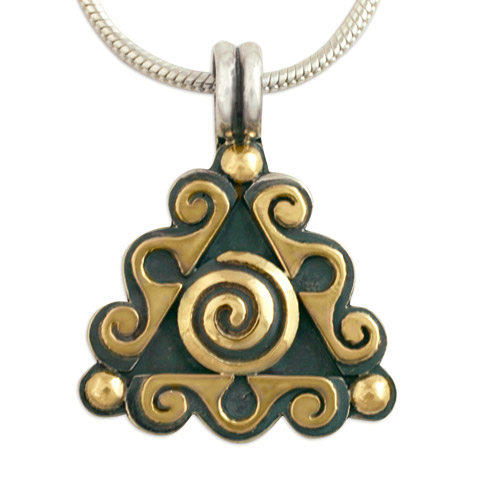 Inish Pendant in