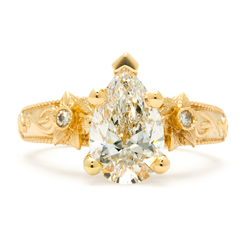 Lily Ring With Pear Center Stone in
