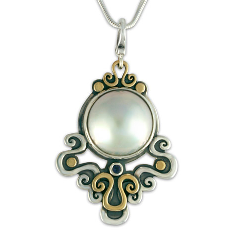 Marcel Pendant in Pearl & Iolite