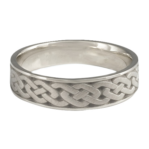 Narrow Celtic Link Wedding Ring in Platinum