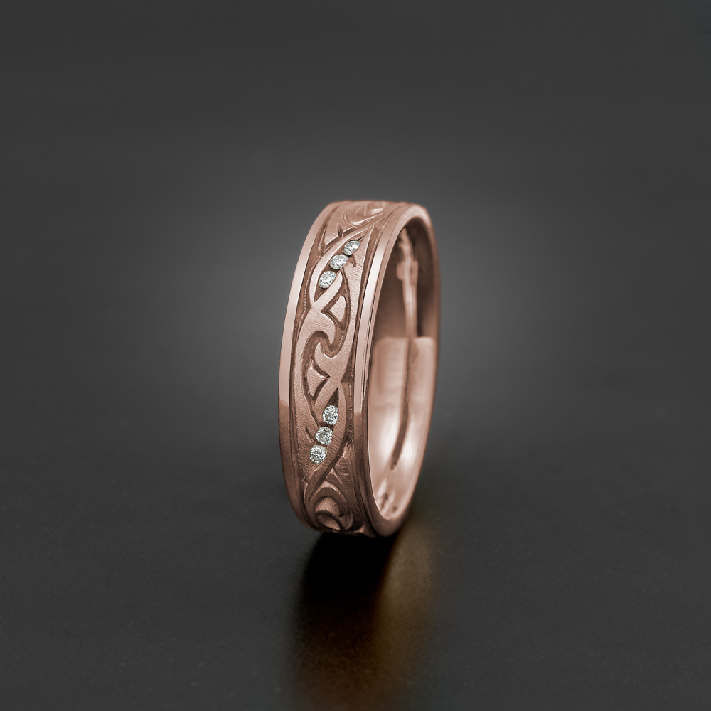 Narrow Papyrus Wedding Ring with Gems in 18K Rose Gold