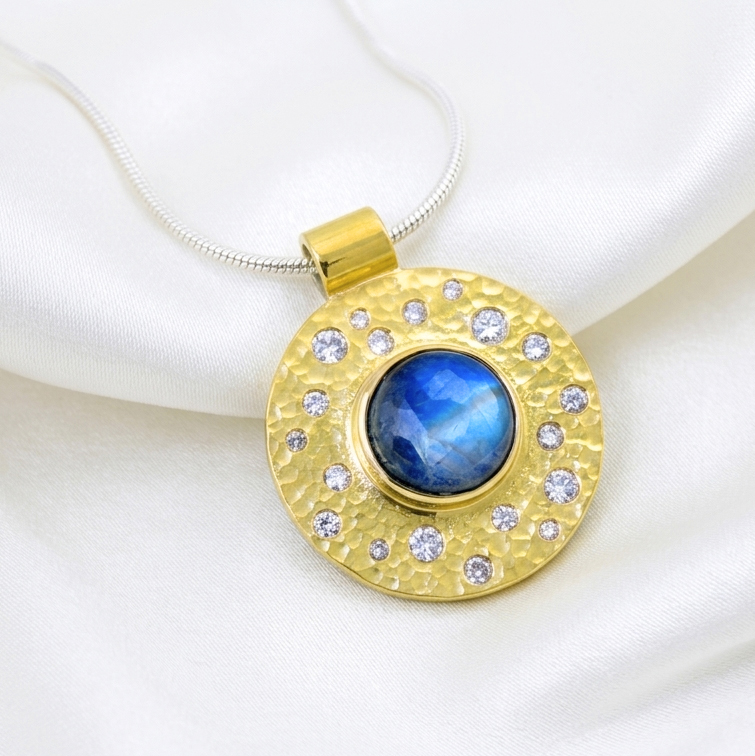 One-of-a-Kind Dione Disc Pendant 11mm with Blue Moonstone in