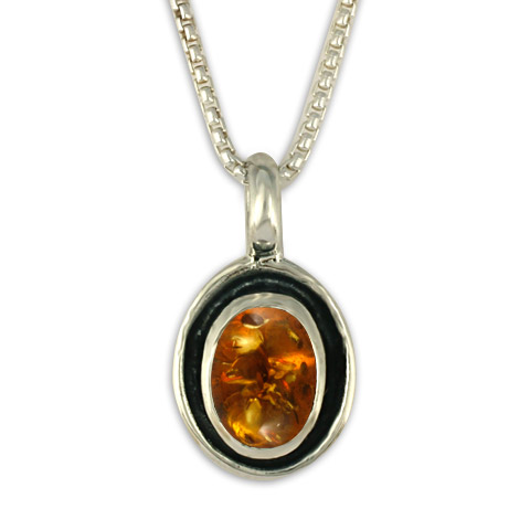 Oval Gem Pendant in Amber