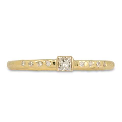 Playa Ring with Square Diamond and Accent Diamonds in