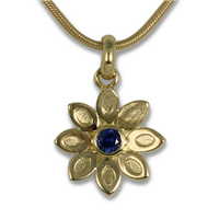 Aster Pendant in 14K Yellow Gold