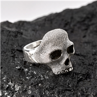 O Malley Skull Ring in Sterling Silver