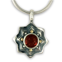 Sunrope Pendant in Garnet